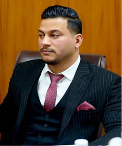 علي شاكر كامل